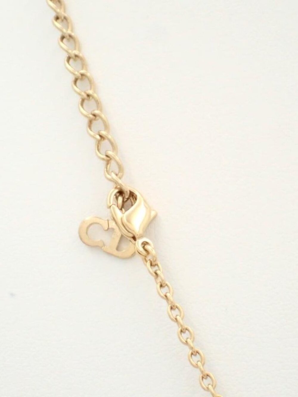 Dior Necklace - Picture 2 of 3